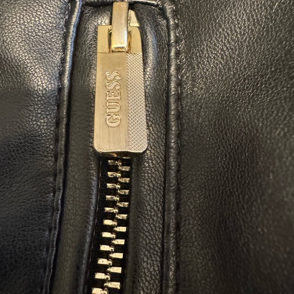 ✨ GUESS Black Faux Leather Moto Jacket — Exquisite Quilting  — Size Medium ✨ - Picture 7 of 10